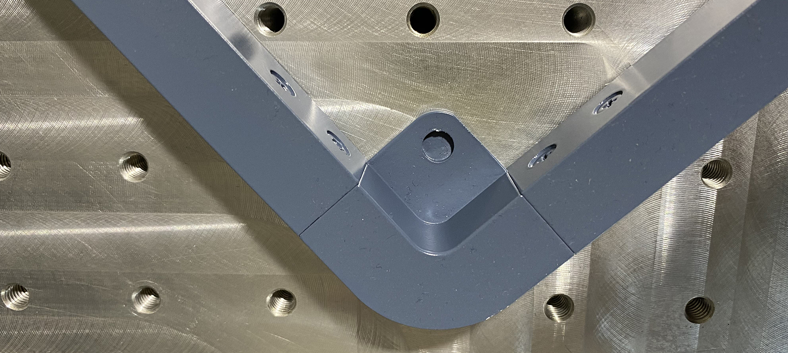 stampaggio in serie prodotti plastica e alluminio